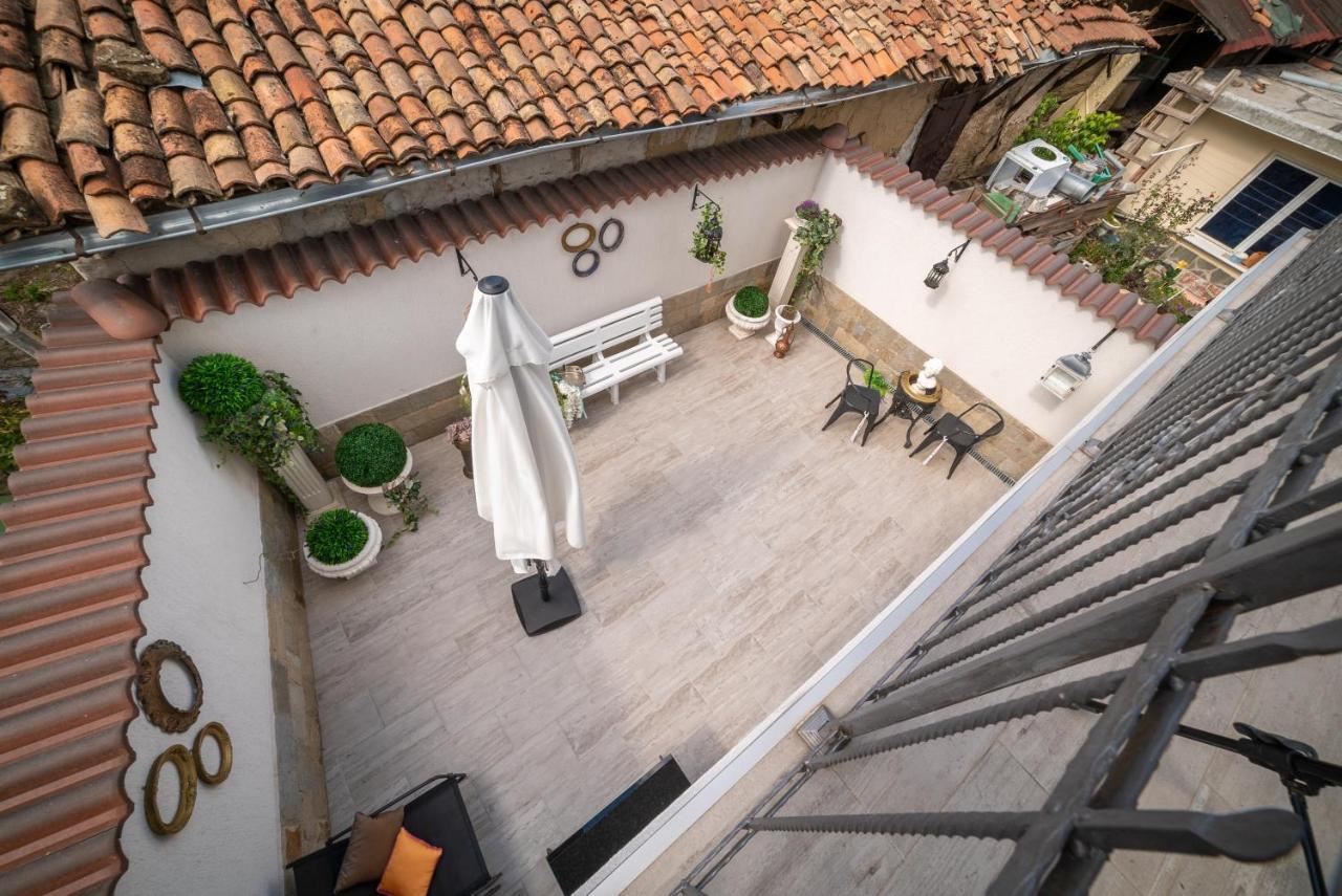 The Gallery Guest House - Garden And Garage Veliko Tarnovo Luaran gambar