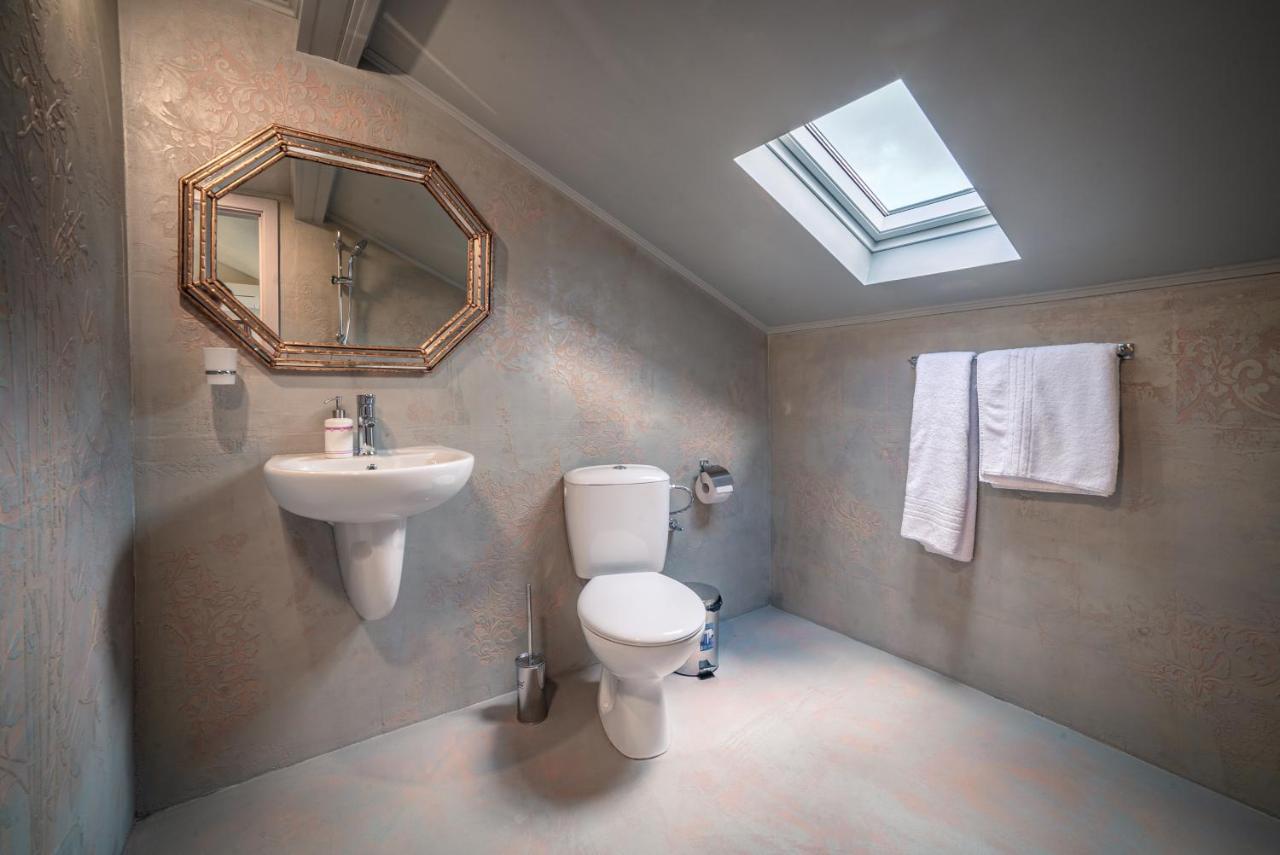 The Gallery Guest House - Garden And Garage Veliko Tarnovo Luaran gambar